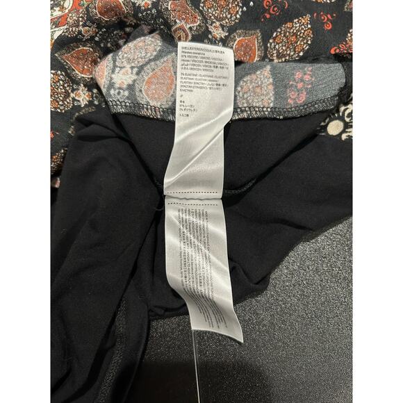 DESIGUAL NWT $65 Bryoni Short Sleeve Embellished Top Size S (US XS) - Picture 9 of 10